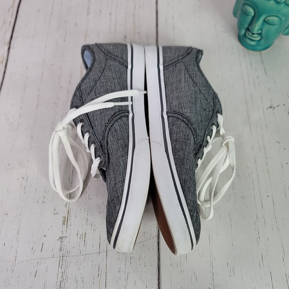 Vans Classic Canvas Gray/White Low Top Skate Casual Shoe Women's Size 6.5 - Picture 11 of 14